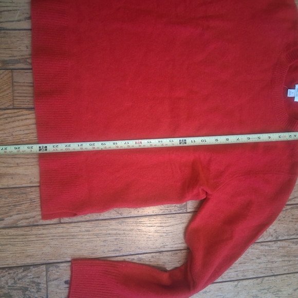 J. Crew Womens Red Extra Soft Crew Neck Sweater NWT - Picture 7 of 11